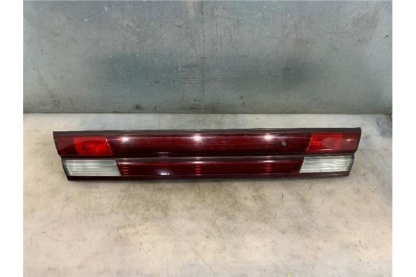 Recambio de piloto trasero central para nissan maxima qx (a32) 2.0 referencia OEM IAM 265503L201 265503L301 