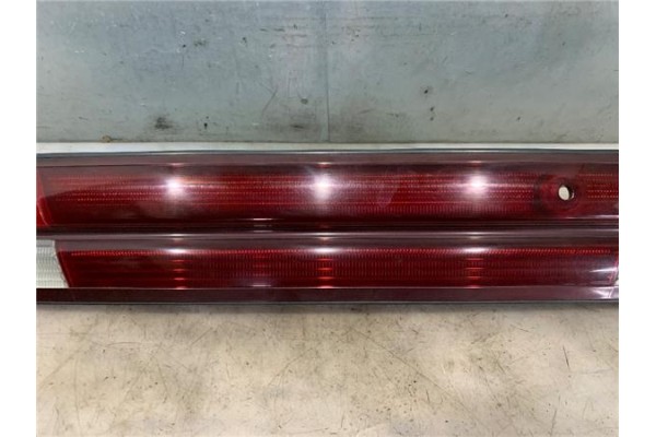 Recambio de piloto trasero central para nissan maxima qx (a32) 2.0 referencia OEM IAM 265503L201 265503L301 