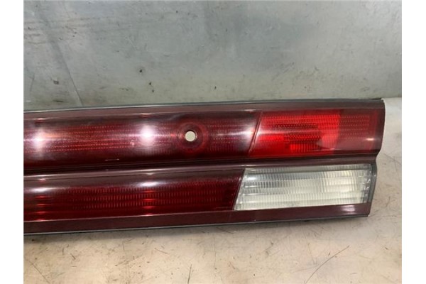 Recambio de piloto trasero central para nissan maxima qx (a32) 2.0 referencia OEM IAM 265503L201 265503L301 