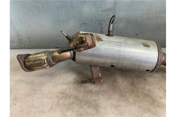 Recambio de catalizador para renault master iii combi 2.3 l2h2 3,5t referencia OEM IAM 200109087R 200100409R 