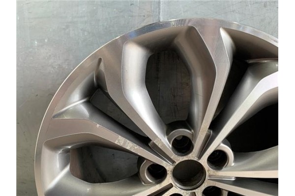 Recambio de llanta para hyundai santa fe (dm) 2.2 tecno 4wd referencia OEM IAM 529102W390  