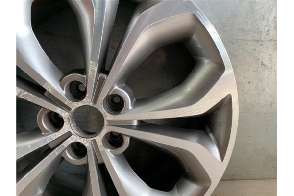 Recambio de llanta para hyundai santa fe (dm) 2.2 tecno 4wd referencia OEM IAM 529102W390  