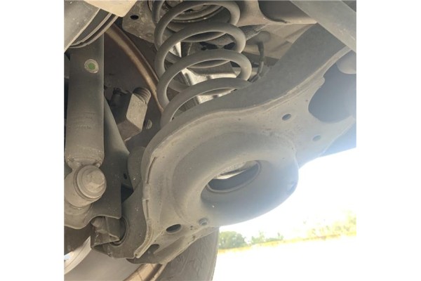 Recambio de brazo suspension trasero derecho para ford focus ii (da_) 2.0 tdci referencia OEM IAM 1548460  