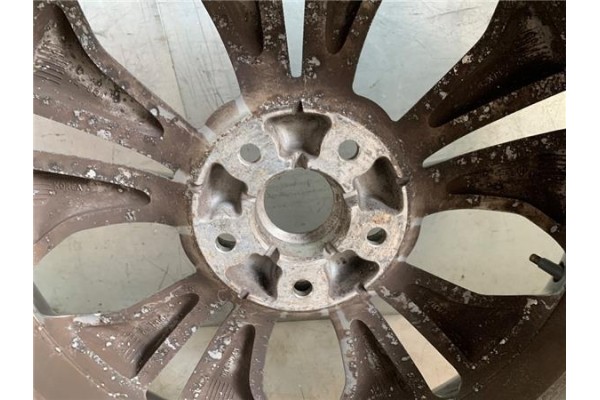 Recambio de llanta para hyundai santa fe (dm) 2.2 tecno 4wd referencia OEM IAM 529102W390  