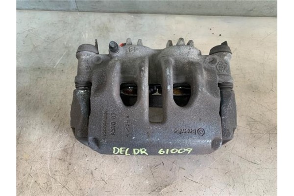 Recambio de pinza freno delantero derecha para renault master iii combi 2.3 l2h2 3,5t referencia OEM IAM A51007 A51100 
