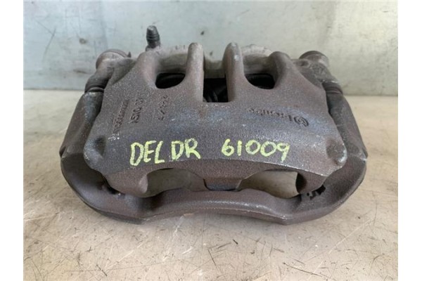 Recambio de pinza freno delantero derecha para renault master iii combi 2.3 l2h2 3,5t referencia OEM IAM A51007 A51100 