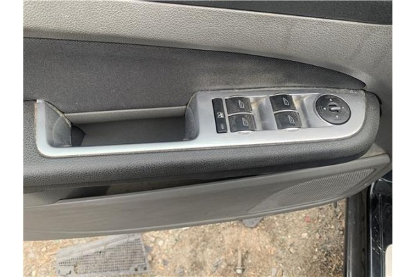 Recambio de mando elevalunas delantero izquierdo para ford focus ii (da_) 2.0 tdci referencia OEM IAM 1547152  