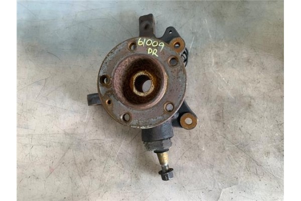 Recambio de mangueta delantero derecha para renault master iii combi 2.3 l2h2 3,5t referencia OEM IAM 400103826R 400148957R 