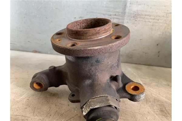 Recambio de mangueta delantero derecha para renault master iii combi 2.3 l2h2 3,5t referencia OEM IAM 400103826R 400148957R 