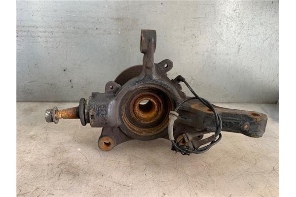 Recambio de mangueta delantero izquierda para renault master iii combi 2.3 l2h2 3,5t referencia OEM IAM 400150081R 400151061R 