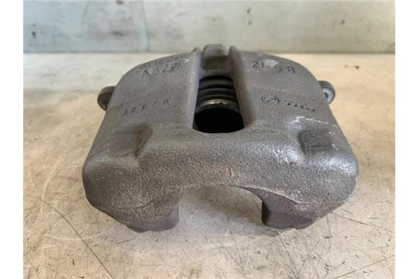 Recambio de pinza freno delantero derecha para fiat croma (194) 1.9 d multijet referencia OEM IAM 2186B 735350352 