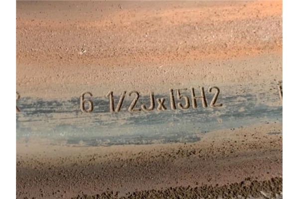 Recambio de llanta para peugeot 308 1.6 gt referencia OEM IAM 5401R6  