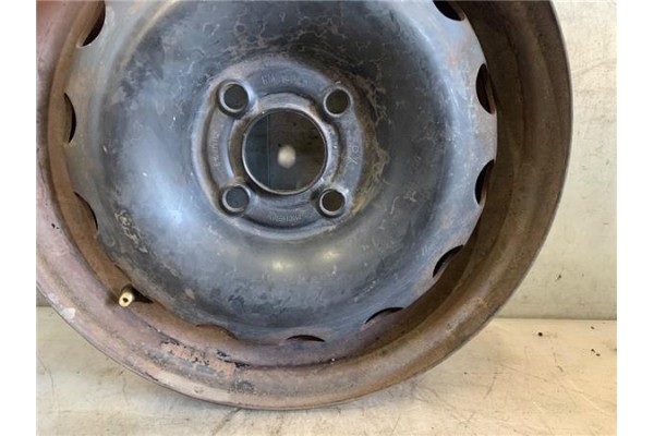 Recambio de llanta para opel combo furgón/ranchera familiar 1.7 di 16v referencia OEM IAM 9156792  