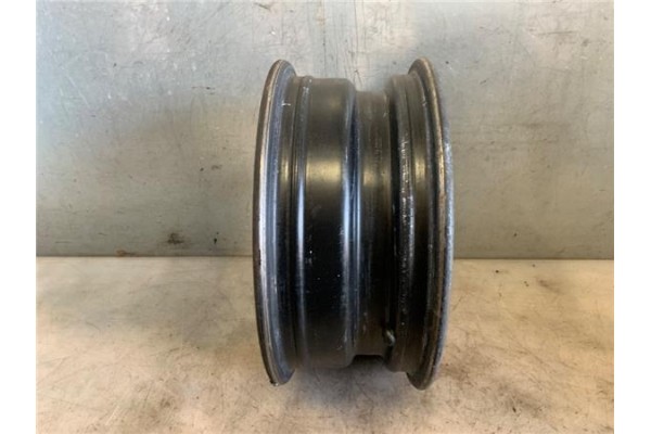 Recambio de llanta para opel combo furgón/ranchera familiar 1.7 di 16v referencia OEM IAM 9156792  