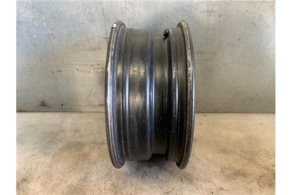 Recambio de llanta para opel combo furgón/ranchera familiar 1.7 di 16v referencia OEM IAM 9156792  