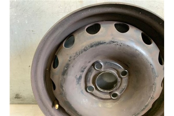 Recambio de llanta para opel combo furgón/ranchera familiar 1.7 di 16v referencia OEM IAM 9156792  