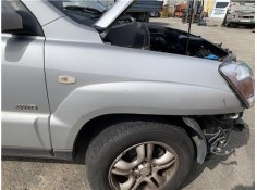 Recambio de aleta delantero derecha para kia sportage (km) 2.0 crdi referencia OEM IAM 663211F130  