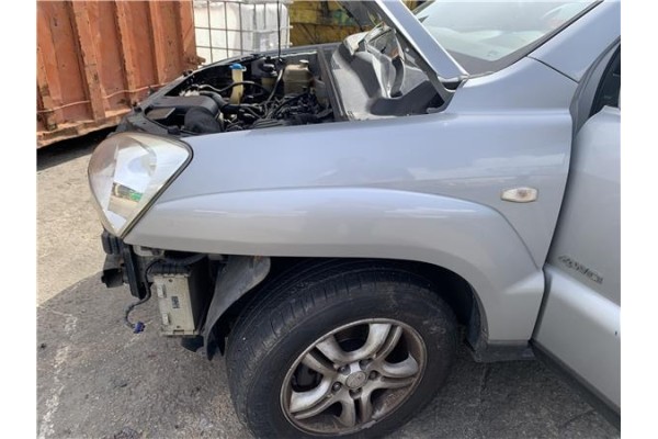 Recambio de aleta delantero izquierda para kia sportage (km) 2.0 crdi referencia OEM IAM 663111F130  