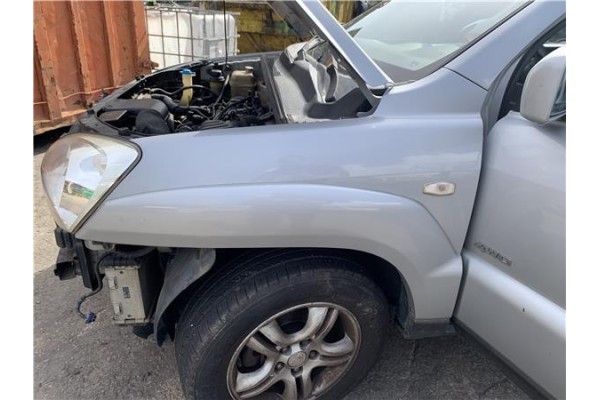 Recambio de aleta delantero izquierda para kia sportage (km) 2.0 crdi referencia OEM IAM 663111F130  