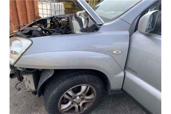 Recambio de aleta delantero izquierda para kia sportage (km) 2.0 crdi referencia OEM IAM 663111F130  