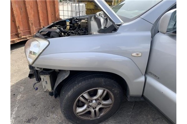 Recambio de aleta delantero izquierda para kia sportage (km) 2.0 crdi referencia OEM IAM 663111F130  