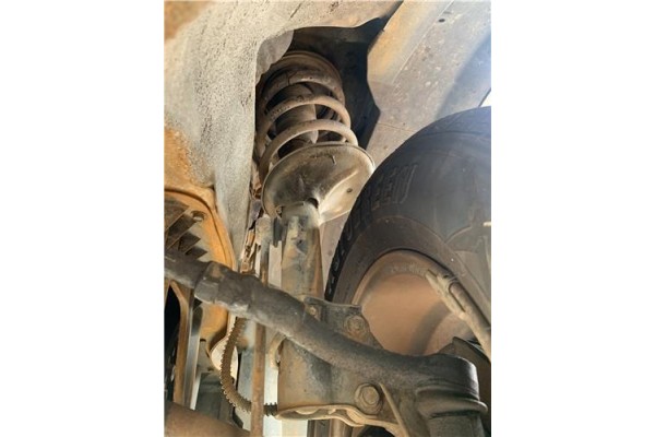 Recambio de amortiguador delantero derecho para kia sportage (km) 2.0 crdi referencia OEM IAM 546612E500  