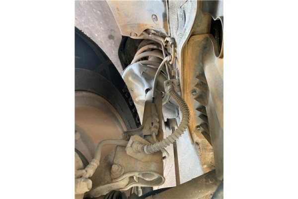 Recambio de amortiguador delantero derecho para kia sportage (km) 2.0 crdi referencia OEM IAM 546612E500  