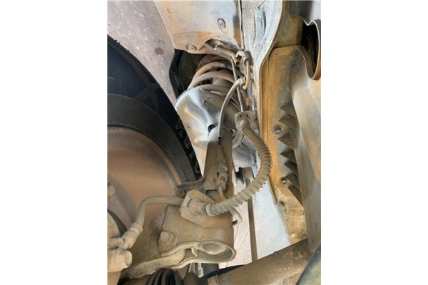 Recambio de amortiguador delantero derecho para kia sportage (km) 2.0 crdi referencia OEM IAM 546612E500  