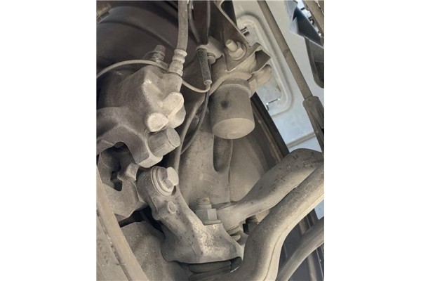Recambio de mangueta delantero izquierda para bmw serie 1 berlina 5p (f20) 2.0 116d referencia OEM IAM 31216792285  