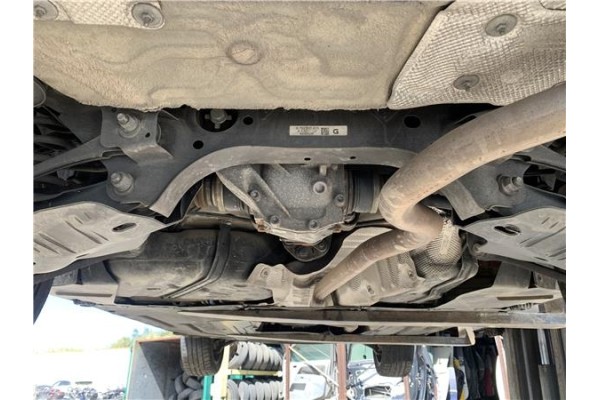 Recambio de puente trasero para bmw serie 1 berlina 5p (f20) 2.0 116d referencia OEM IAM 33316792505  