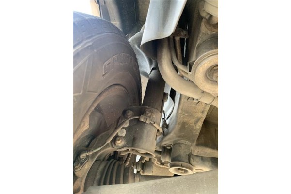 Recambio de amortiguador trasero izquierdo para kia sportage (km) 2.0 crdi referencia OEM IAM 553512E501  