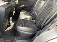 Recambio de asientos traseros para kia sportage (km) 2.0 crdi referencia OEM IAM 894001F0125BK 893001F0125BK 