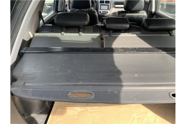 Recambio de bandeja trasero para kia sportage (km) 2.0 crdi referencia OEM IAM 859101F000LX  
