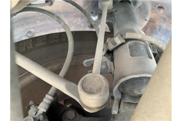 Recambio de barra estabilizadora delantero para kia sportage (km) 2.0 crdi referencia OEM IAM 548102E100  