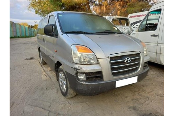 hyundai h-1 (2008) del año 