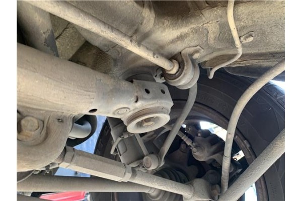 Recambio de barra estabilizadora delantero para kia sportage (km) 2.0 crdi referencia OEM IAM 548102E100  