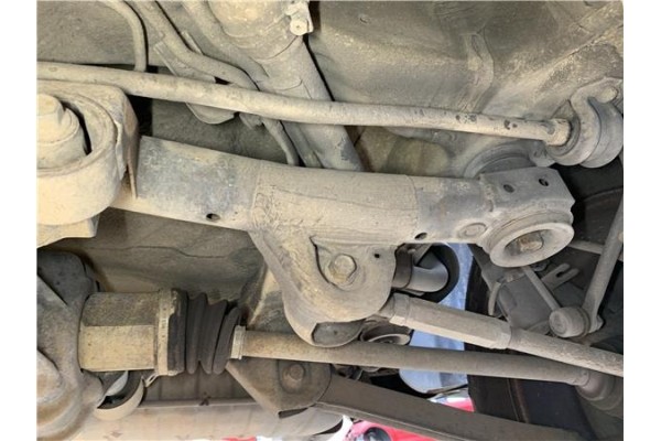 Recambio de barra estabilizadora trasero para kia sportage (km) 2.0 crdi referencia OEM IAM 555102E100  