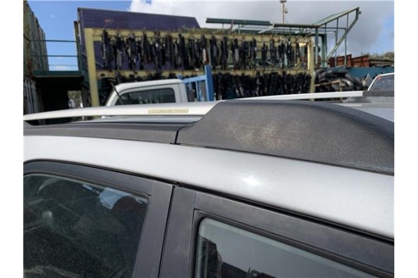 Recambio de barras de techo para kia sportage (km) 2.0 crdi referencia OEM IAM 872701F010 872801F010 
