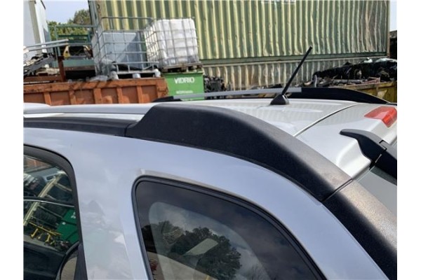 Recambio de barras de techo para kia sportage (km) 2.0 crdi referencia OEM IAM 872701F010 872801F010 