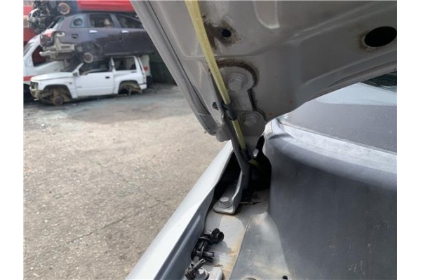 Recambio de bisagra capo derecha para kia sportage (km) 2.0 crdi referencia OEM IAM 791201F000  