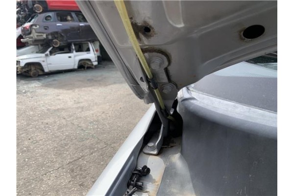 Recambio de bisagra capo derecha para kia sportage (km) 2.0 crdi referencia OEM IAM 791201F000  