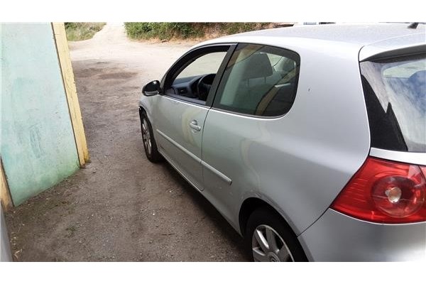 volkswagen golf v (1k1) del año 2005