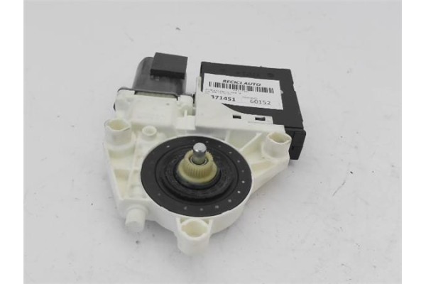 Recambio de motor elevalunas delantero derecho para audi a3 (8p1) 2.0 tdi 16v referencia OEM IAM 8P0959802A  