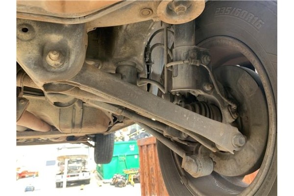 Recambio de brazo inferior trasero derecho para kia sportage (km) 2.0 crdi referencia OEM IAM 552202E600  
