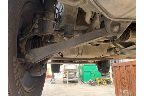Recambio de brazo inferior trasero izquierdo para kia sportage (km) 2.0 crdi referencia OEM IAM 552202E600  