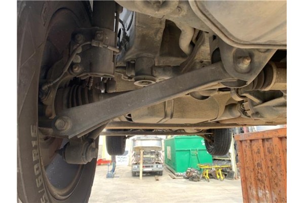 Recambio de brazo inferior trasero izquierdo para kia sportage (km) 2.0 crdi referencia OEM IAM 552202E600  