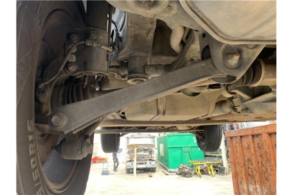 Recambio de brazo inferior trasero izquierdo para kia sportage (km) 2.0 crdi referencia OEM IAM 552202E600  