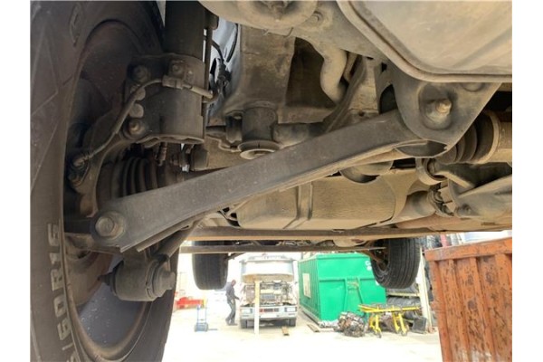 Recambio de brazo inferior trasero izquierdo para kia sportage (km) 2.0 crdi referencia OEM IAM 552202E600  