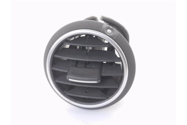 Recambio de rejilla entrada de aire para audi a3 (8p1) 2.0 tdi 16v referencia OEM IAM 8P3807647  
