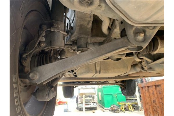 Recambio de brazo inferior trasero izquierdo para kia sportage (km) 2.0 crdi referencia OEM IAM 552202E600  